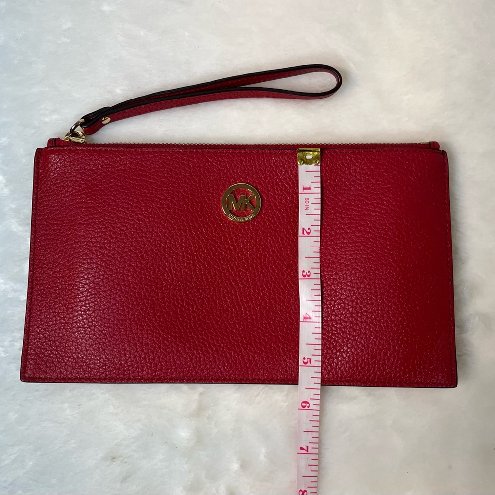 Sold - Picture 3 of 6